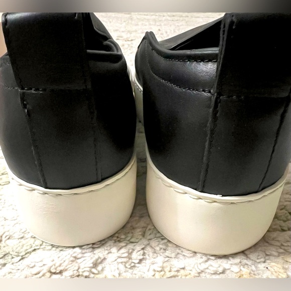 Brand new Koio Jedi shoes sz 37/7

Never worn, need smaller size. - Picture 9 of 9